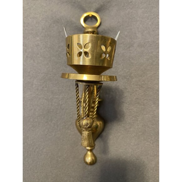 Vintage Brass Wall Sconce Candle Holders 2-Piece Set MCM Regency Made in India - Picture 8 of 9